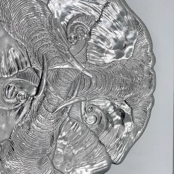 Vintage 1987 ARTHUR COURT Endangered Series Trio of Elephants Metal Platter - Picture 2 of 8